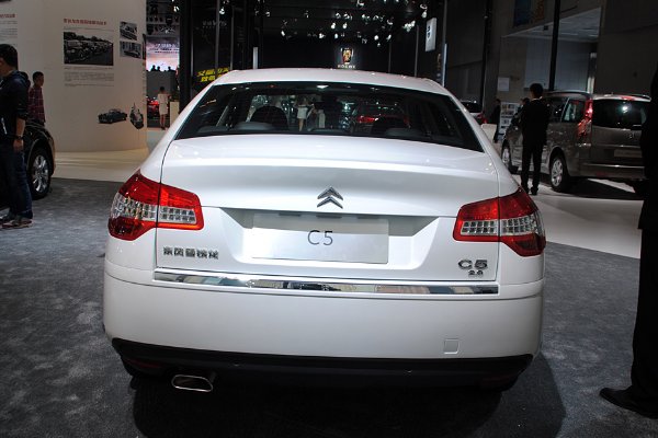 2011款雪铁龙c5怎么样