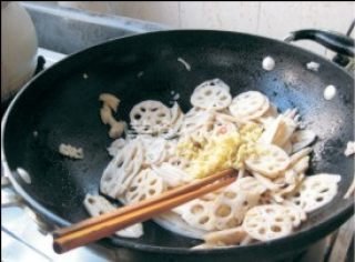 藕怎么凉拌又脆又好吃