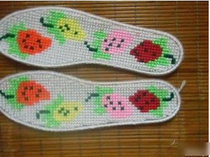 鞋垫样图要带格子的那种