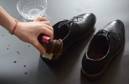 新凉鞋磨脚怎么办小妙招