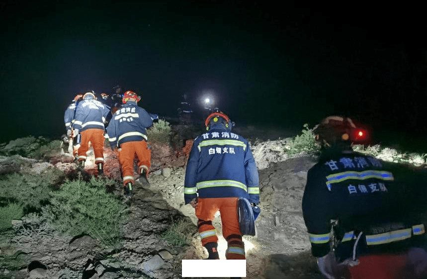 马拉松幸存者靠咬舌头保持清醒，人的求生本能有多强？