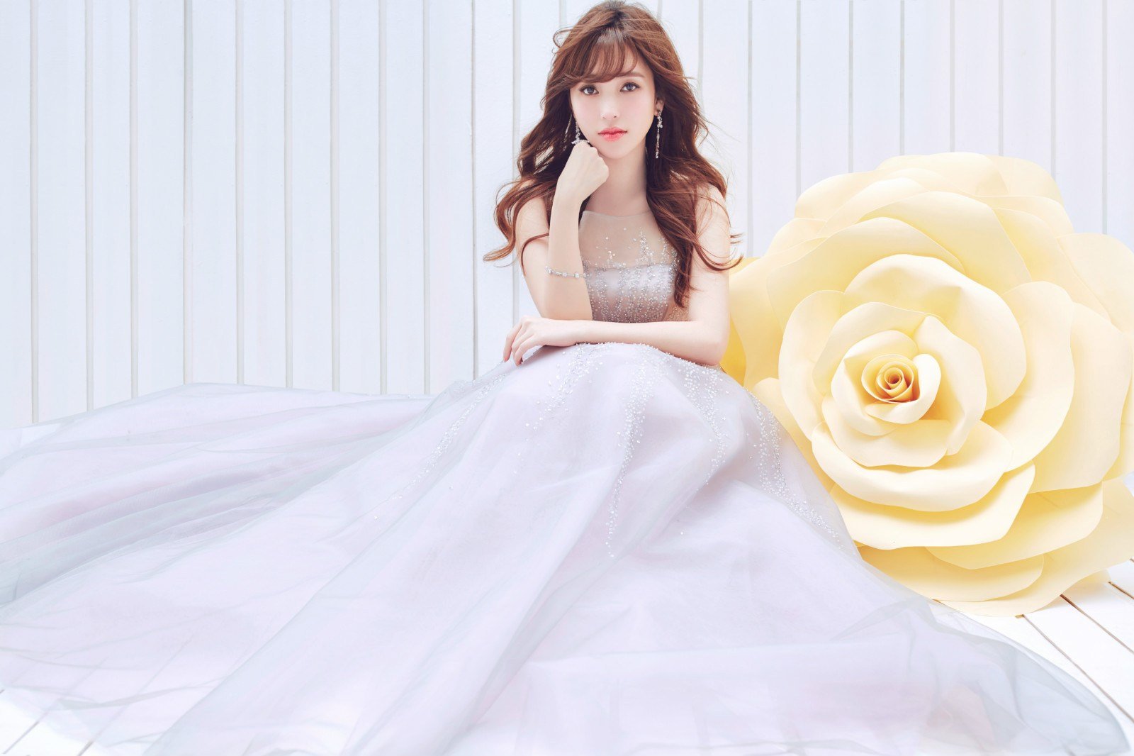 林俊杰和金莎是什么关系