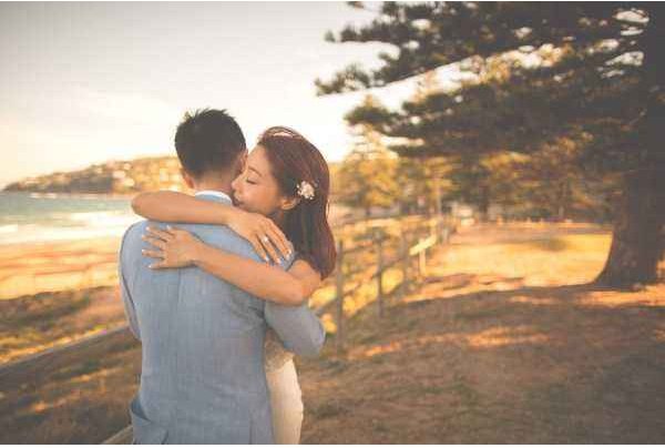 邓家佳整容了吗?