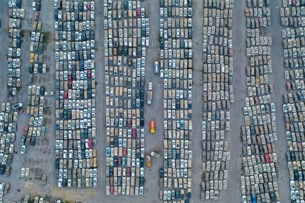 广东多地特大暴雨：轿车淹入水中，这样的轿车是否属于泡水车？