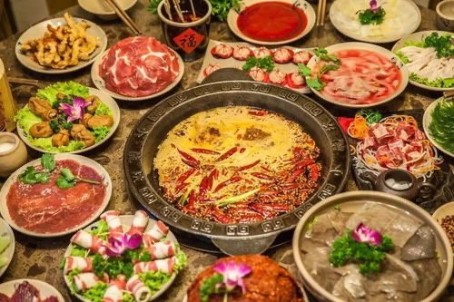 男子因无女伴陪同进火锅店被拒，对于火锅店的做法你怎么看？