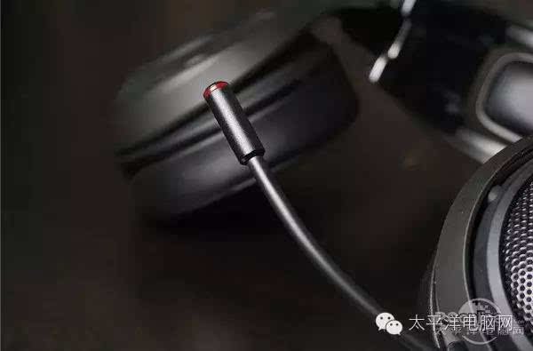 想买一个游戏耳机,哪个比较好?求推荐!