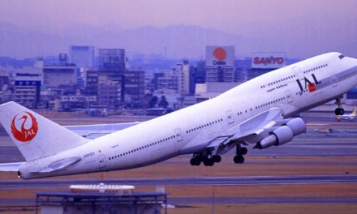 日本有哪些著名的航空公司?
