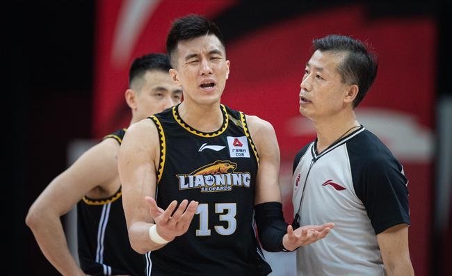 郭艾伦失声痛哭，原因为何？