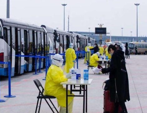 北京一核酸采样人员确诊，曾去感染者家中采样，专家做出了怎样的提醒？