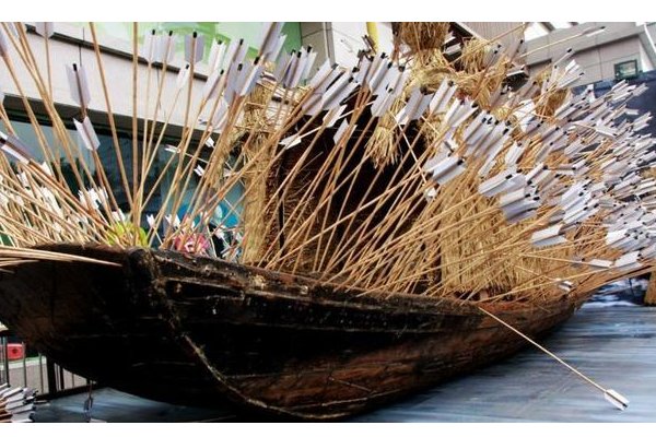 《草船借箭》300字缩写