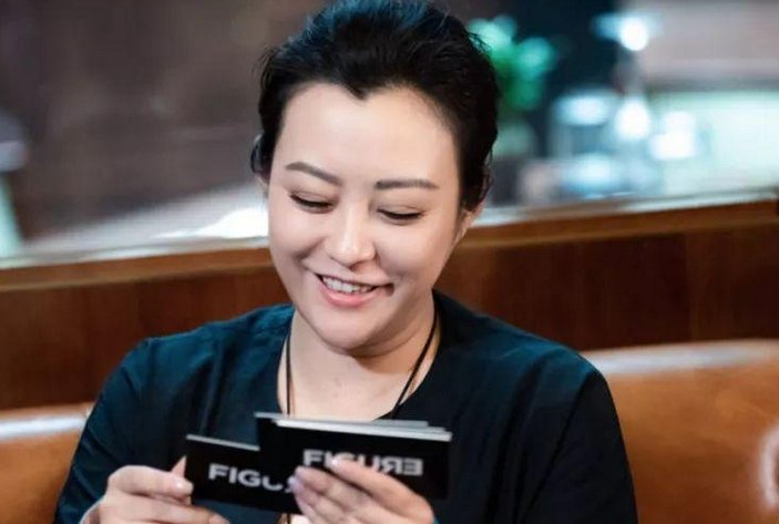 42岁郝蕾演少女被吐槽，中年女明星演少女真的很违和吗？