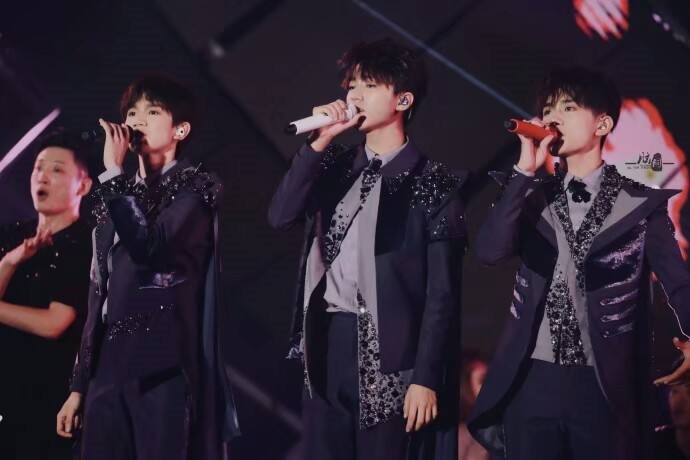 TFBOYS第一次告白是怎么回事？TFBOYS第一次跟谁告白？