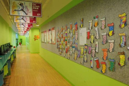 英孚教育怎么样，教英语口语很厉害么？