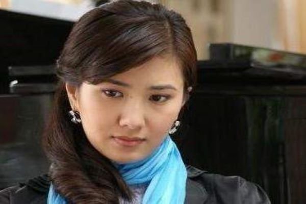 边潇潇为什么害印小天？