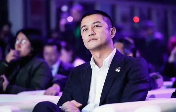 李亚鹏与海哈金喜结婚生子,他们是如何走到一起的?