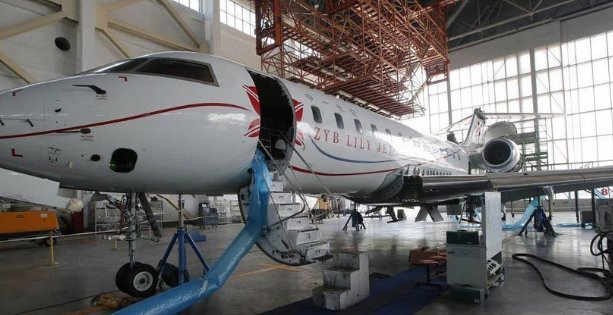 赵本山卖飞机的原因曝光,两亿飞机成累赘,半价出售为什么没有人要?