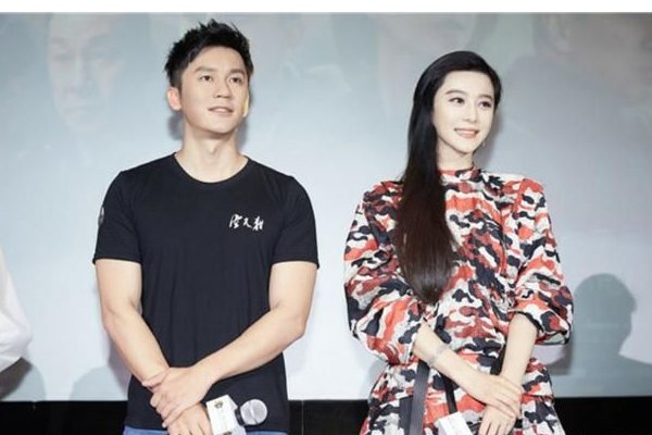 李晨求婚范冰冰成功：爱对了人就是永远？