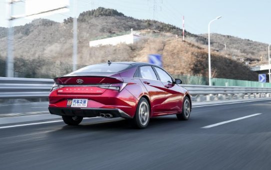 伊兰特2021款怎么样？