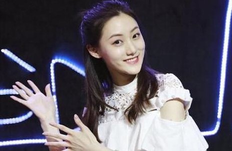 李现亲自辟谣与王紫璇恋情,他有几段感情史?