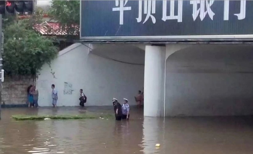 河南又下大雨，暴雨亲历者表示雨不停不敢睡，这场大雨会持续多久？