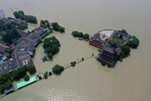 安徽官兵在洪水中捞出300多万现金,这些钱从何而来?