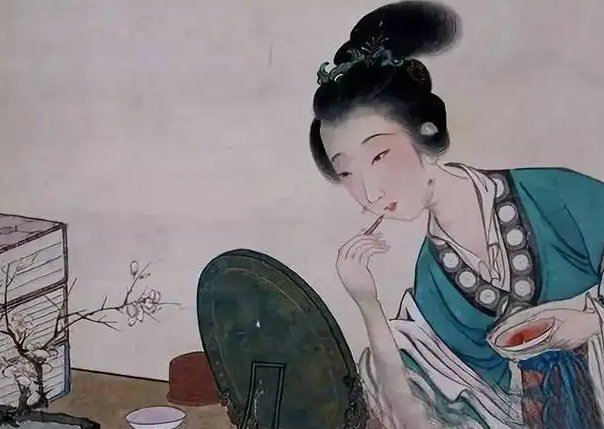 我国古代女性曾用哪种物品作为“粉底”的原料？