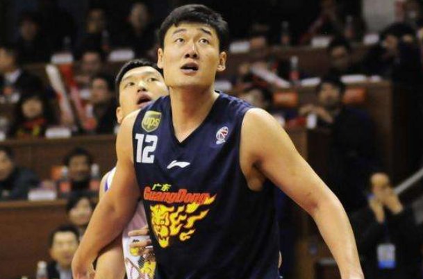 当年马布里与苏伟互彪垃圾话，为什么骂着骂着最后反而都笑了？