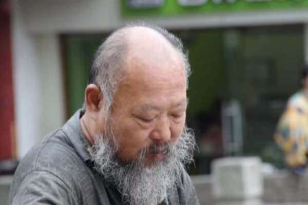 当年大地震后,日本64岁老人海底寻妻10年,他的妻子还有可能找回来吗?