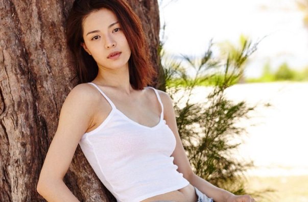 李现亲自辟谣与王紫璇恋情,他有几段感情史?