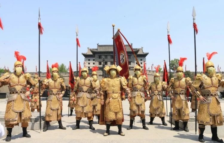 西安的第六款核酸贴纸“城小将”,它的原型是什么?