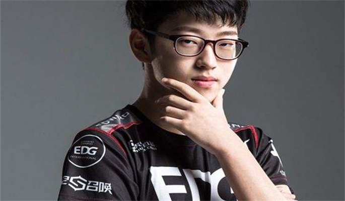 Scout为什么能拿FMVP?