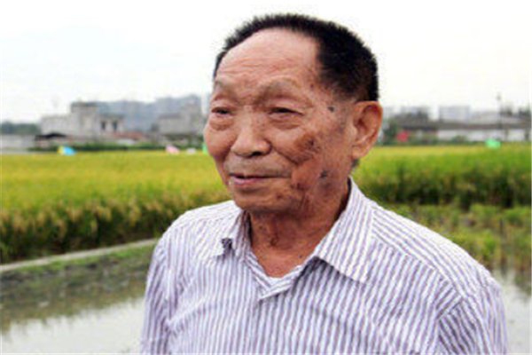 袁老夫人泪别袁隆平,两个人的感情有多感人?