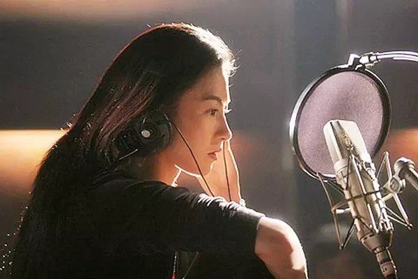 张柏芝即将大婚，三胎生父首曝光，颜值超高，难道会比谢霆锋还帅？