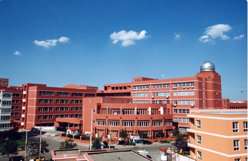 我今年小升初，请问风范中学校风及中考升学率好吗？谢谢！