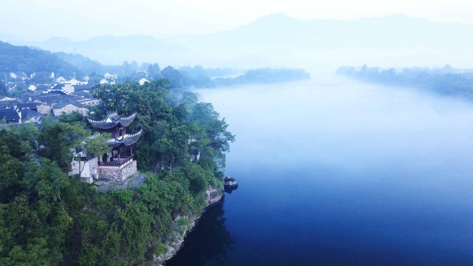 赠汪伦中的桃花潭在什么地方