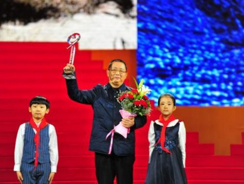 感动中国十大人物及其事迹