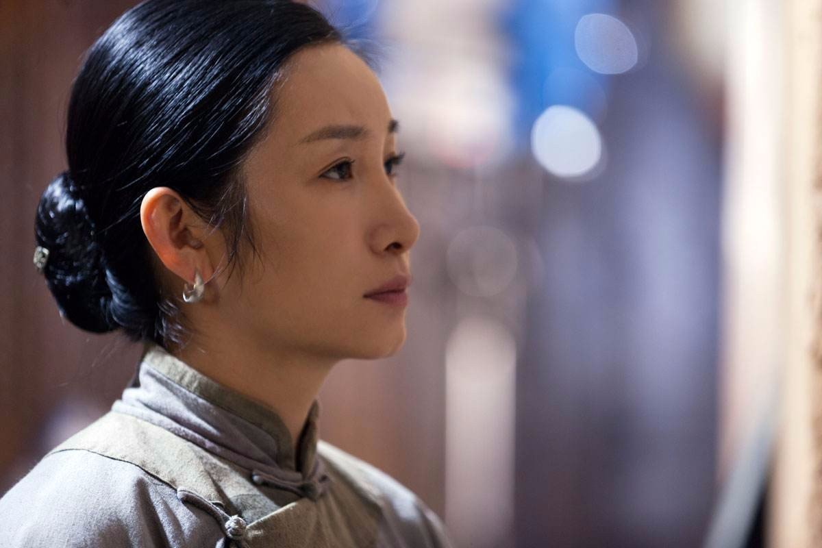 《楼外楼》中秦海璐饰演的李春贤是个怎样的人？