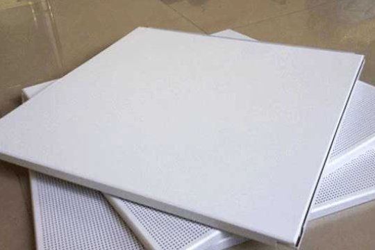 滚涂板与覆膜板，两者区别是什么？