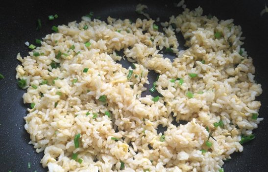 怎么做蛋炒饭步骤