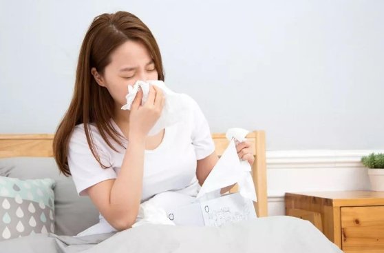 专家解读“多喝水治不了感冒”，大量饮水会有何危害？