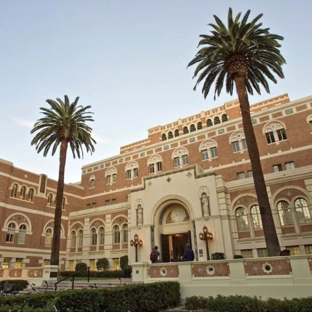 科比女儿被南加大录取，值得祝贺，南加大学有哪些成就？