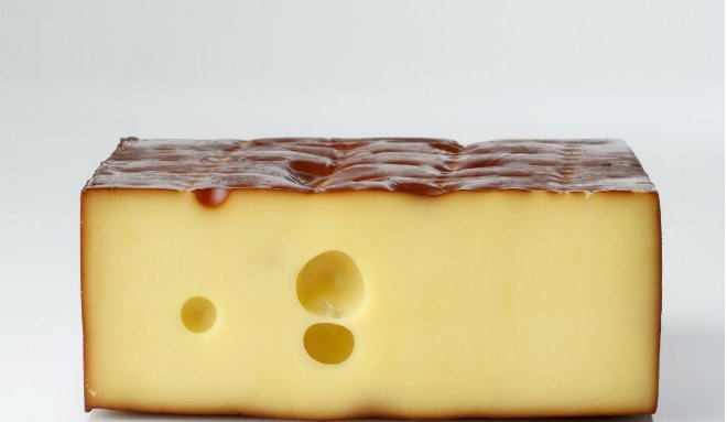 为啥小老鼠杰瑞总爱吃奶酪？奶酪真的好吃吗？