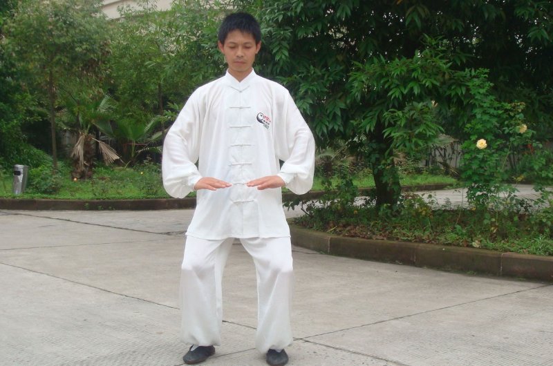 站马步和站桩有什么区别？