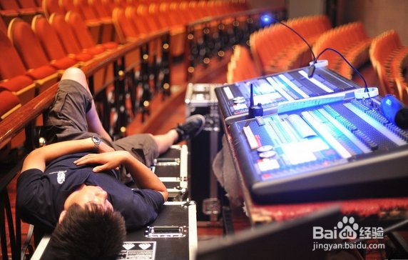 经常半夜醒来就睡不着了，该怎么办呢？