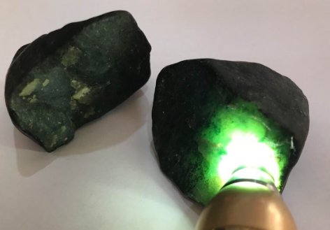 如何挑选翡翠原石毛料