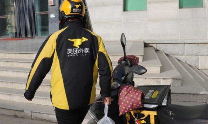 江苏一抑郁症女孩被聋哑人骑手治愈，他们之间到底发生了什么感人故事？