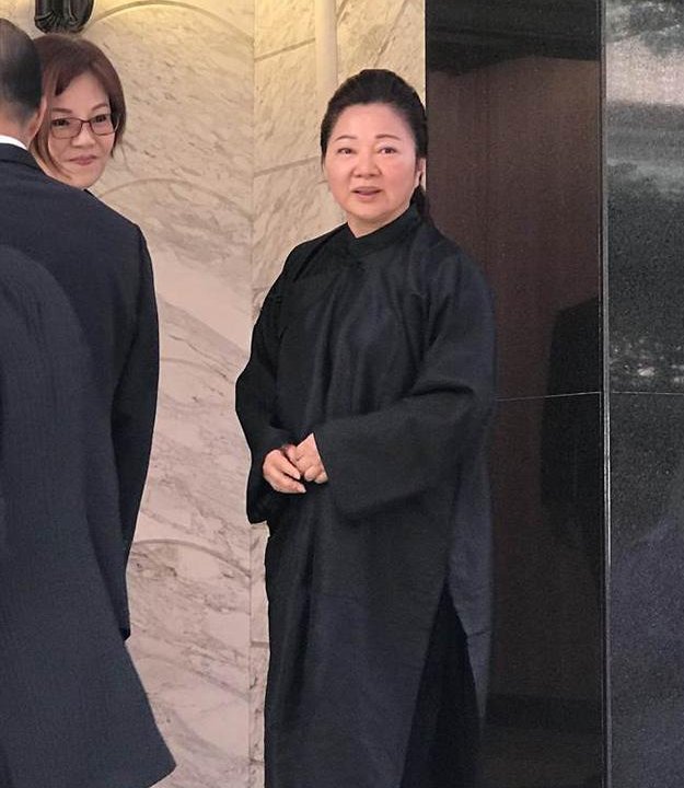 白冰冰的母亲去世享年多少岁？