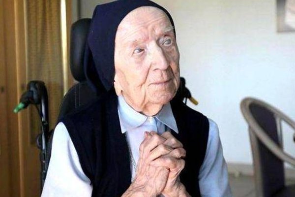 世界第二长寿老人战胜新冠，他的身体素质有多好？