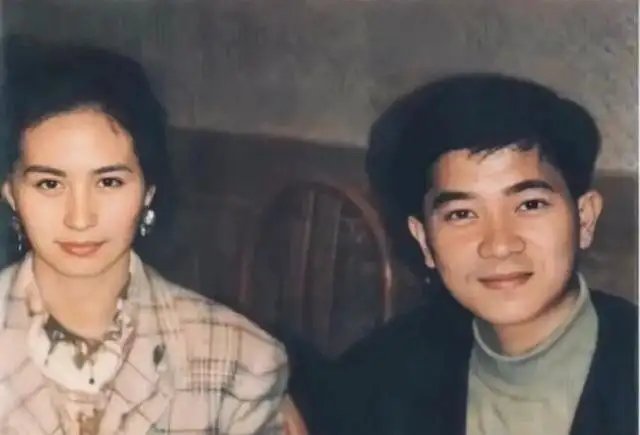 陈百强与何超琼的恋情，他们背后有着怎样的故事？