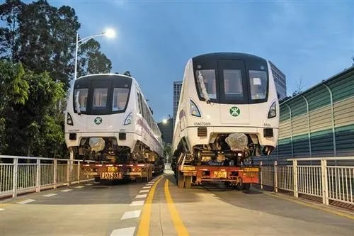 深圳复工复产第一天，公交、地铁全面恢复运行，能跨区上班吗？